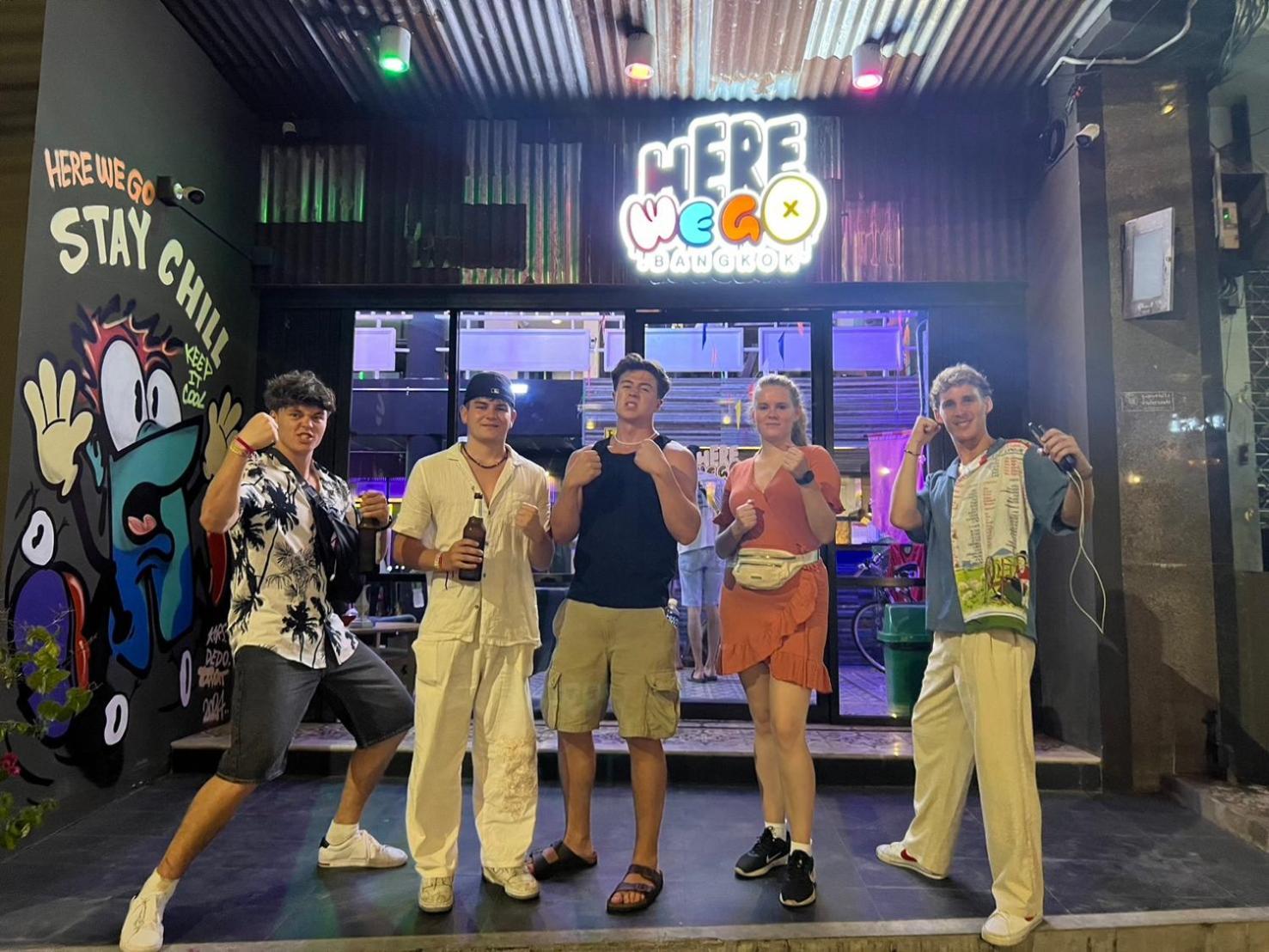 Here We Go Bangkok Luaran gambar